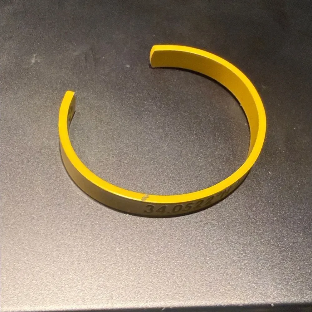 N/A stylish yellow